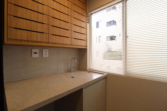Área de Serviço de apartamento à venda com 3 quartos, 72m² em Itaim Bibi, São Paulo