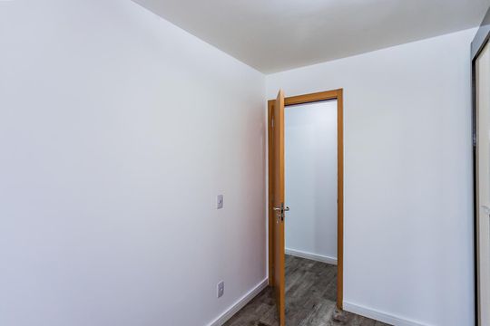Quarto 1 de apartamento à venda com 2 quartos, 45m² em Jardim Iris, São Paulo