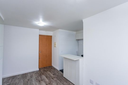 Sala de apartamento à venda com 2 quartos, 45m² em Jardim Iris, São Paulo