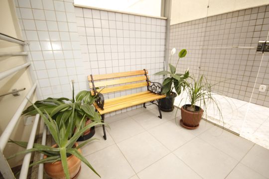 Hall de entrada de apartamento para alugar com 4 quartos, 158m² em Santa Efigênia, Belo Horizonte