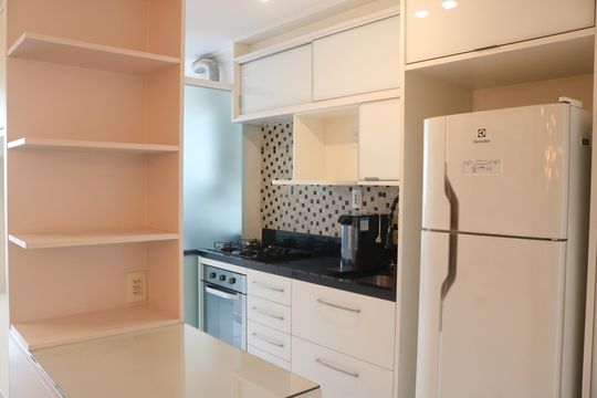 Cozinha de apartamento para alugar com 2 quartos, 62m² em Vila Ipojuca, São Paulo