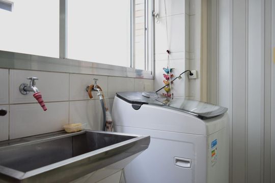 Área de Serviço de apartamento para alugar com 2 quartos, 100m² em Consolação, São Paulo
