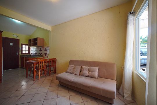 Casa de Condomínio para alugar com 1 quarto, 68m² em Barra da Lagoa, Florianópolis