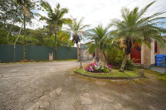 Área comum  de casa de condomínio para alugar com 1 quarto, 68m² em Barra da Lagoa, Florianópolis
