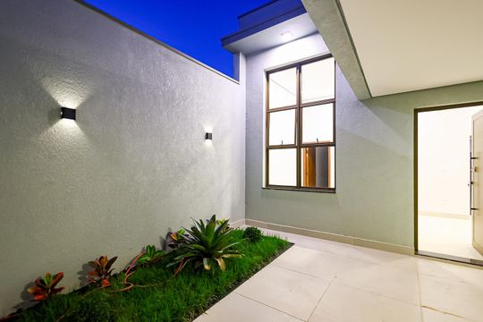 Garagem de casa à venda com 3 quartos, 120m² em Jardim Bom Sucesso, Indaiatuba