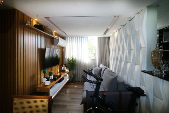 Sala de apartamento à venda com 2 quartos, 47m² em Parada de Lucas, Rio de Janeiro