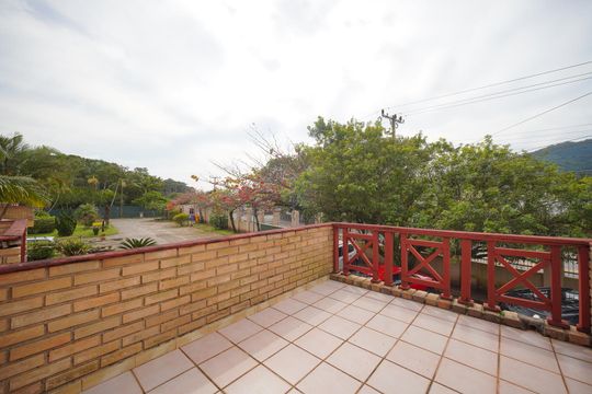 Varanda do Quarto 2 de casa de condomínio para alugar com 2 quartos, 78m² em Barra da Lagoa, Florianópolis