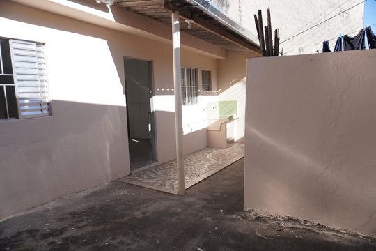 Casa para alugar com 1 quarto, 42m² em Vila Carolina, São Paulo