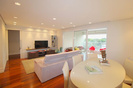 Apartamento para alugar com 3 quartos, 133m² em Vila Ester (zona Norte), São Paulo
