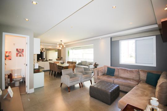 Apartamento à venda com 3 quartos, 116m² em Vila Olímpia, São Paulo