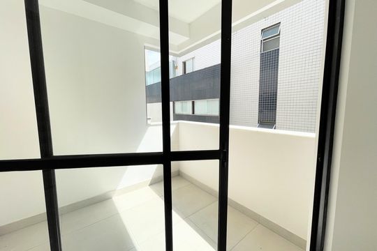 Varanda de apartamento à venda com 3 quartos, 173m² em Sagrada Família, Belo Horizonte