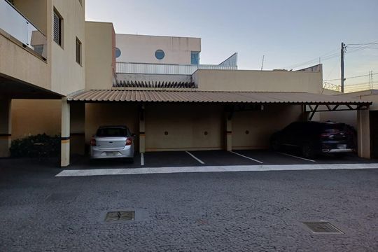 Área externa de apartamento para alugar com 3 quartos, 70m² em Umuarama, Uberlândia