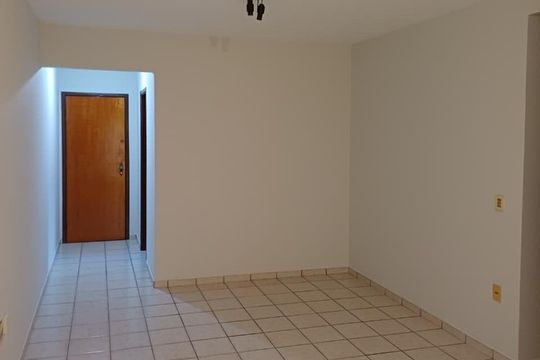 Sala de apartamento para alugar com 3 quartos, 70m² em Umuarama, Uberlândia