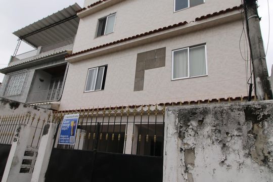 Fachada de apartamento para alugar com 1 quarto, 60m² em Brás de Pina, Rio de Janeiro