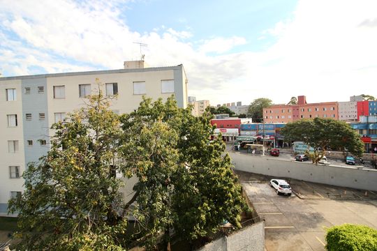 Vista da janela  de apartamento para alugar com 3 quartos, 60m² em Conjunto Habitacional Padre Manoel da Nobrega, São Paulo