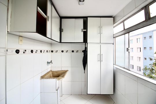 Área de serviço  de apartamento para alugar com 3 quartos, 60m² em Conjunto Habitacional Padre Manoel da Nobrega, São Paulo