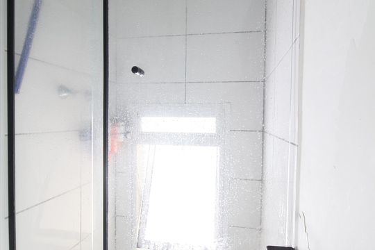 Banheiro de apartamento à venda com 2 quartos, 40m² em Vila Plana, São Paulo