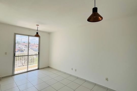 Sala de apartamento para alugar com 2 quartos, 65m² em Jardim Boa Esperança, Campinas
