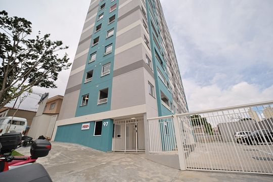 Fachada de apartamento para alugar com 2 quartos, 28m² em Vila Granada, São Paulo