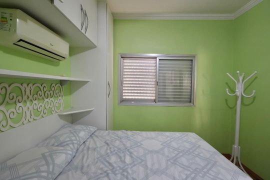 Quarto de apartamento à venda com 1 quarto, 54m² em Centro, Campinas
