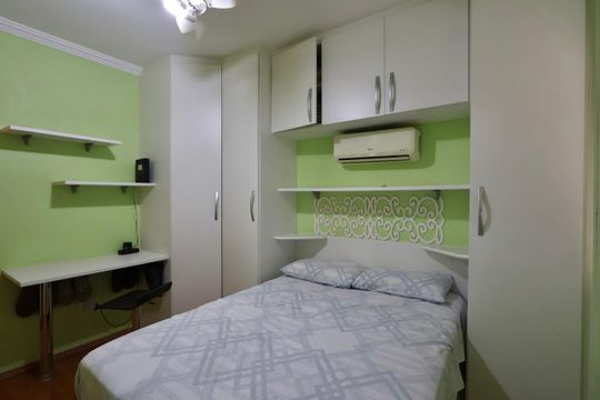 Quarto de apartamento à venda com 1 quarto, 54m² em Centro, Campinas