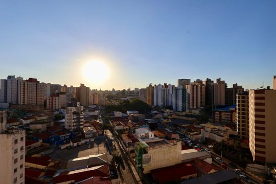 Vista da Rua de apartamento à venda com 1 quarto, 54m² em Centro, Campinas