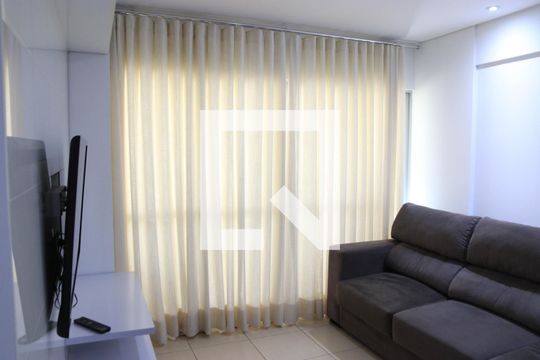 Sala de apartamento para alugar com 3 quartos, 85m² em Jardim Goiás, Goiânia