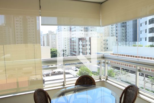 Varanda de apartamento para alugar com 3 quartos, 85m² em Jardim Goiás, Goiânia