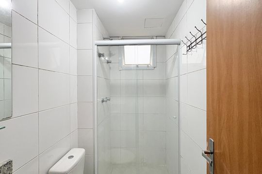 Banheiro de apartamento à venda com 2 quartos, 43m² em Jardim Iris, São Paulo