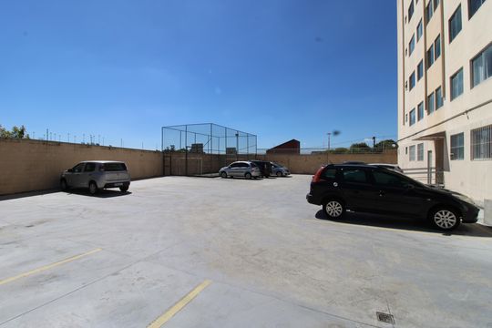 Estacionamento de apartamento para alugar com 2 quartos, 57m² em Vila Carmosina, São Paulo