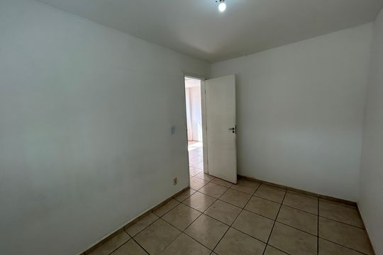 Quarto 1 de apartamento para alugar com 2 quartos, 45m² em Honório Gurgel, Rio de Janeiro