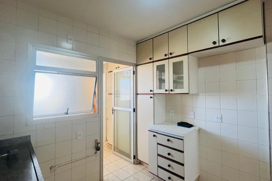 Apartamento para alugar com 3 quartos, 110m² em Vila Nova, Campinas