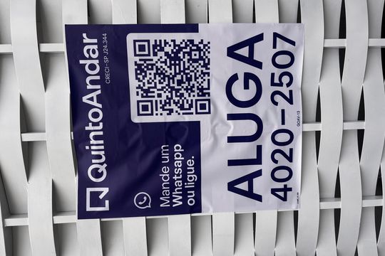 Placa  de casa para alugar com 3 quartos, 120m² em Parque Santa Teresa, Carapicuíba