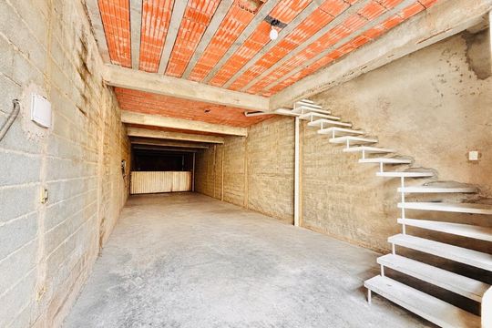 Garagem de casa para alugar com 3 quartos, 120m² em Parque Santa Teresa, Carapicuíba