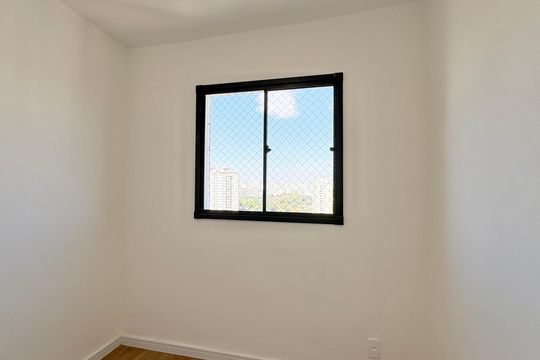 Quarto 2 de apartamento para alugar com 2 quartos, 42m² em Vila Albertina, São Paulo