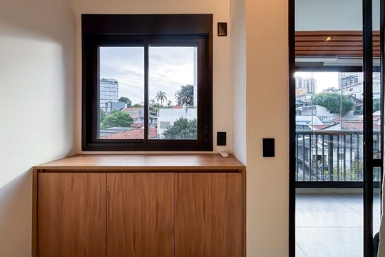 Apartamento para alugar com 1 quarto, 41m² em Jardim das Bandeiras, São Paulo