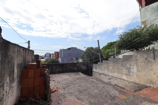 Quintal de casa à venda com 3 quartos, 217m² em Parque Marajoara, Santo André