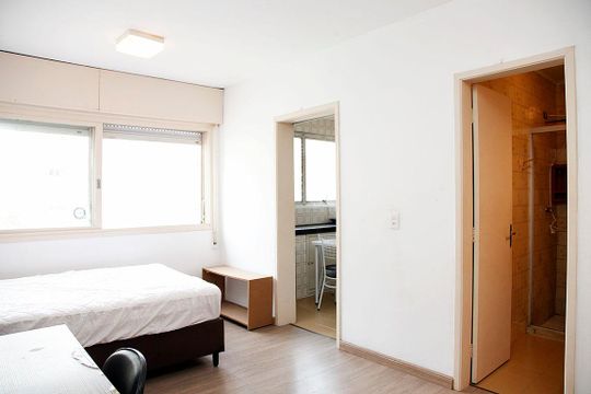 Studio - Sala / Quarto de kitnet/studio para alugar com 1 quarto, 35m² em Centro Histórico, Porto Alegre