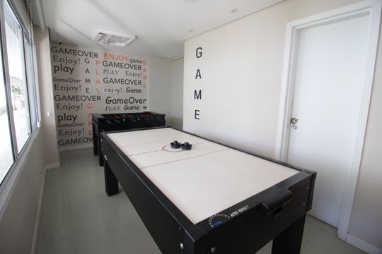 Área comum - Sala de jogos de apartamento para alugar com 2 quartos, 55m² em Quitaúna, Osasco