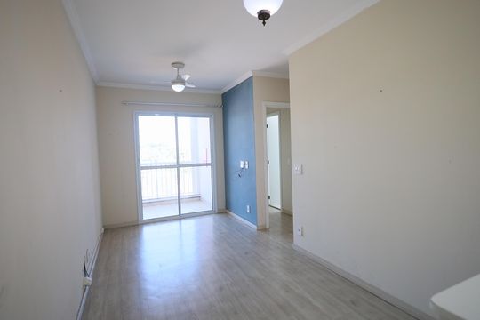 Apartamento para alugar com 2 quartos, 55m² em Quitaúna, Osasco