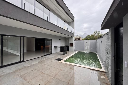 Área externa de casa de condomínio para alugar com 4 quartos, 222m² em Vargem Pequena, Rio de Janeiro