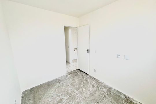 Quarto 1 de apartamento para alugar com 2 quartos, 40m² em Jardim Maringa, São Paulo