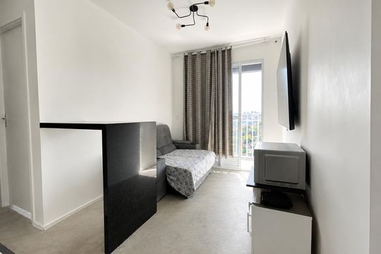 Apartamento para alugar com 2 quartos, 40m² em Jardim Maringa, São Paulo