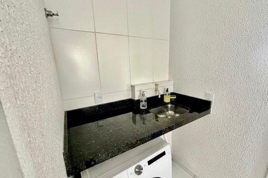 Cozinha  de apartamento para alugar com 2 quartos, 40m² em Jardim Maringa, São Paulo