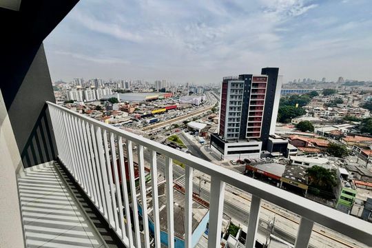 Varanda  de apartamento para alugar com 2 quartos, 40m² em Jardim Maringa, São Paulo