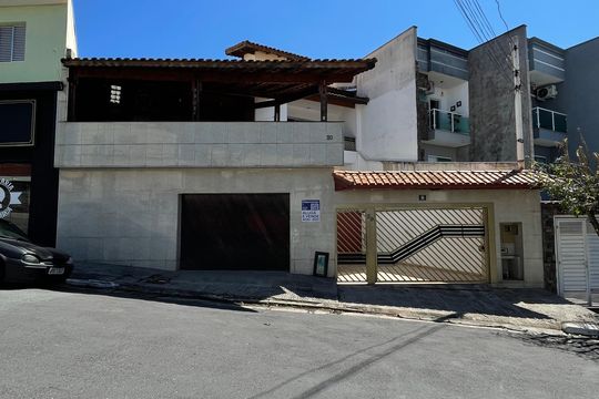 Fachada  de casa para alugar com 4 quartos, 280m² em Cidade Patriarca, São Paulo