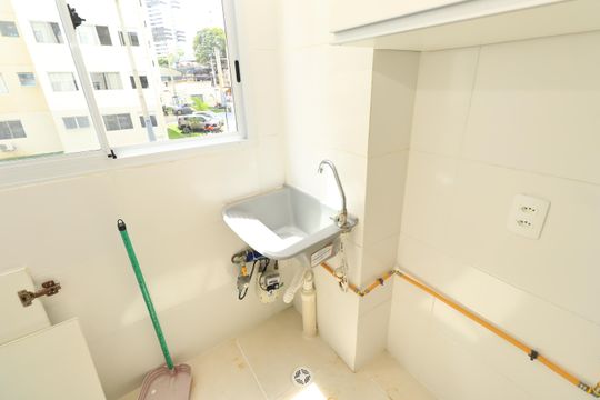 Área de Serviço de apartamento para alugar com 2 quartos, 40m² em Narandiba, Salvador