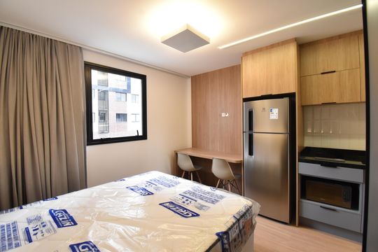 Studio de kitnet/studio para alugar com 1 quarto, 20m² em Centro, Curitiba