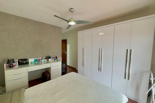 Quarto 1 de casa à venda com 3 quartos, 100m² em Picanço, Guarulhos