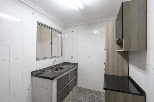 Cozinha de apartamento para alugar com 3 quartos, 80m² em Vila Ester (Zona Norte), São Paulo